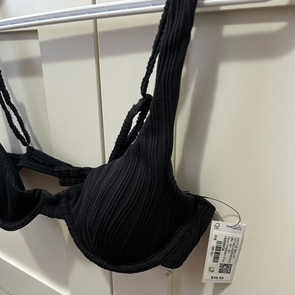 NWT Textured Underwire Bikini Top - Picture 5 of 5